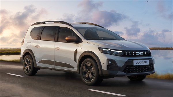new Dacia Jogger - profile 